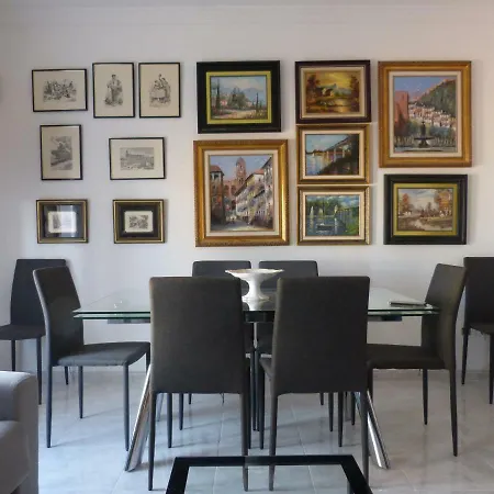 Feriehus La Casa De La Tia Málaga